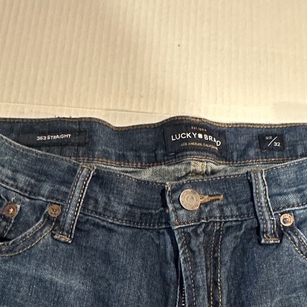 Lucky Brand 363 straight Blue lightweight Jeans zipper and multiple pockets 32 - Picture 6 of 14